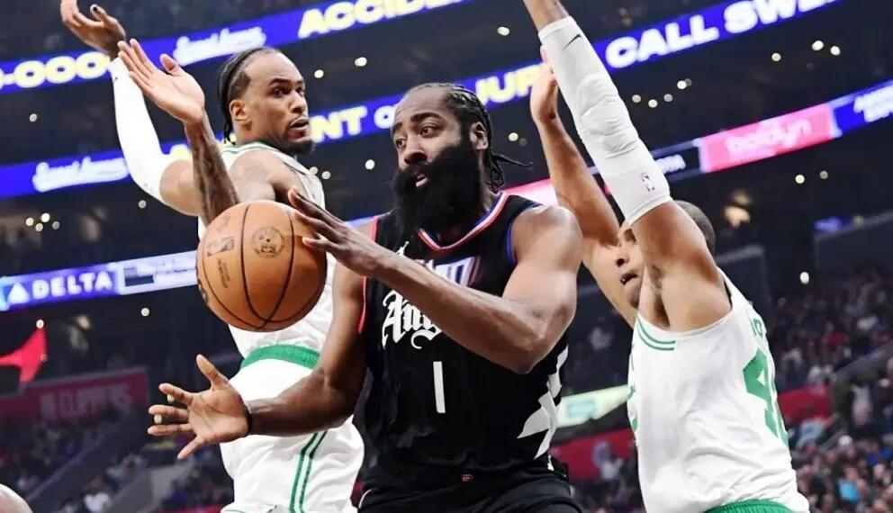 塔图姆爆冷击败中国队，比分优势明显引爆全场！(塔图姆vs)-在线游戏